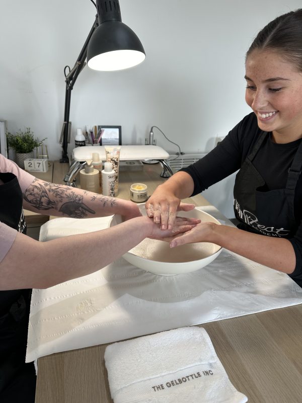 Pro Collection – Manicure, Gel Polish, Builder Gel & Acrylics – 3 days (Up to 24 hours of practical)